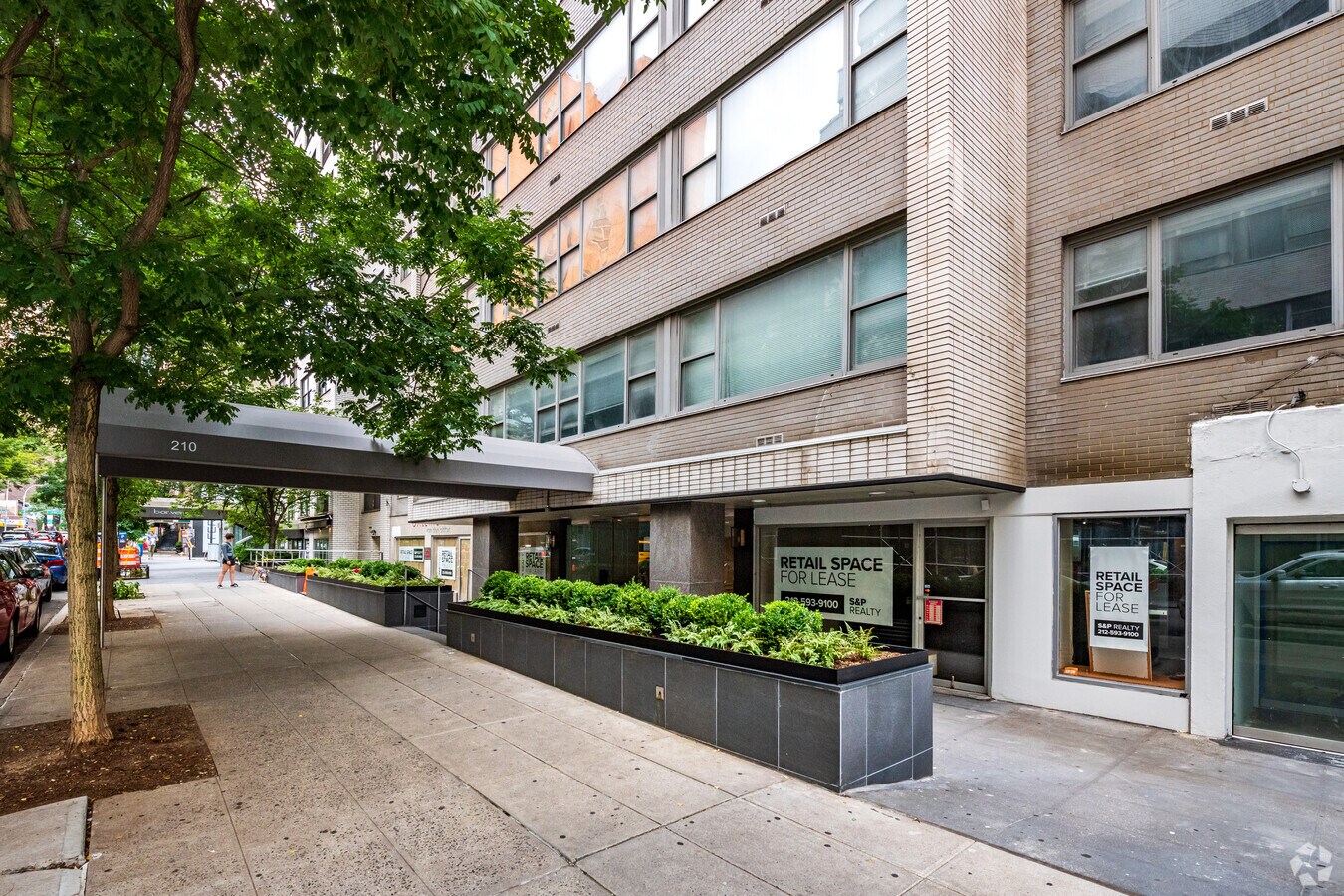 Entrance - The Picasso Apartamentos