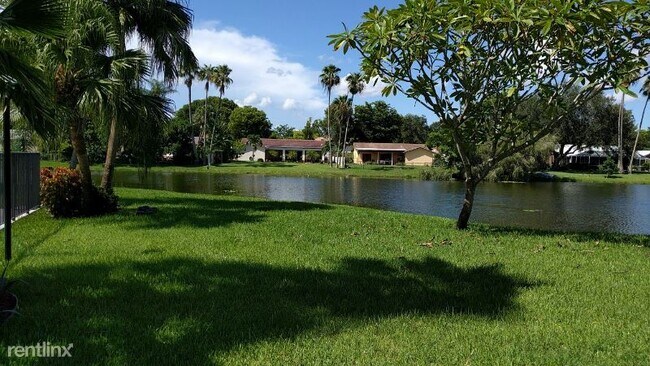 Photo - 2 br, 2 bath Condo - 11477 NW 39 CT 302-1 ...