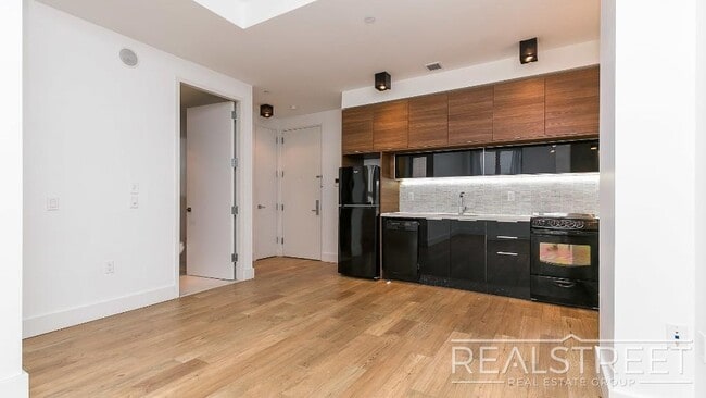 Photo - Maujer Street Unit GA