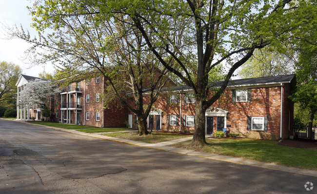 Highland Pointe Apartments - Highland Pointe Apartments