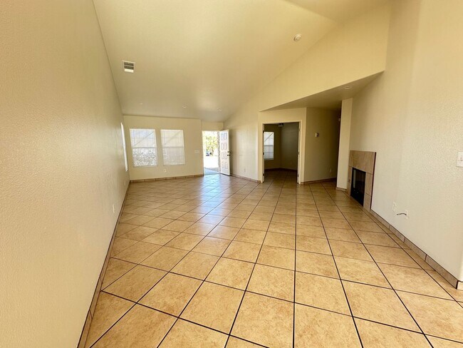 Photo - 3 bedroom 2 bath w/ office