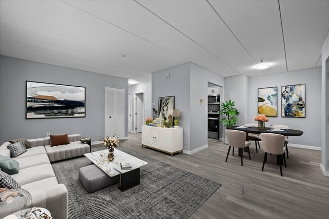 Building Photo - 141 Commercial St Unit 9