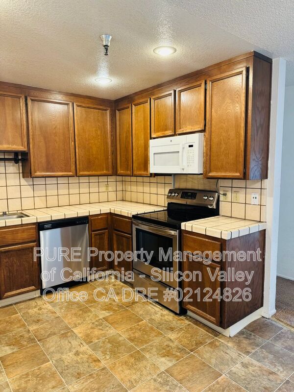 Photo - 375 Clifford Ave Condo Unit #207