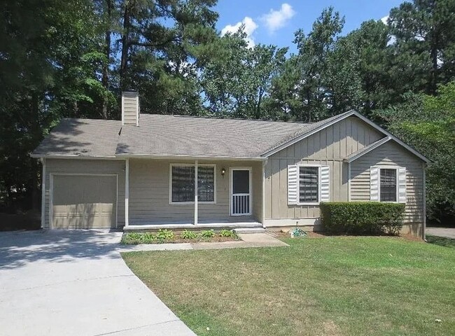 Charming 3BR House in Duluth - Charming 3BR House in Duluth