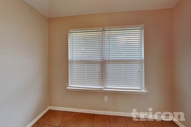 Photo - 1224 Camden Yard Dr