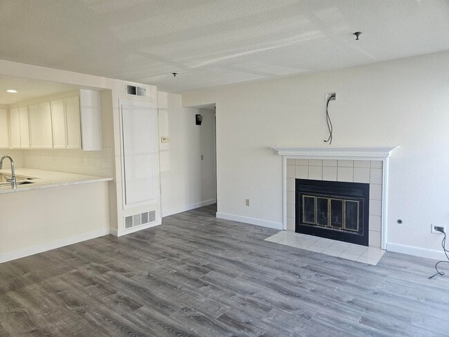 Photo - Daly City Village in the Park 2 bedroom 2 bathroom Condo