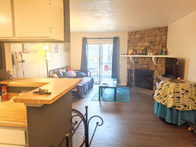 Photo - Roommate for Private Primary Suite in Grea... Unit I-104 (Primary BR)