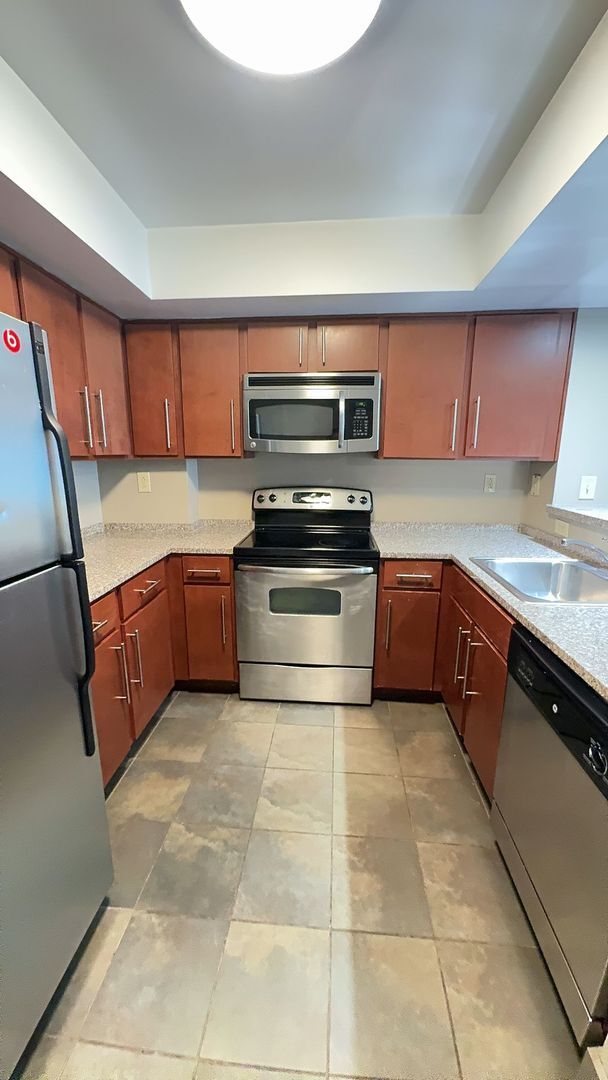 Photo - LAKE PLAZA CONDOMINIUMS, UNIT 307 Unit #307