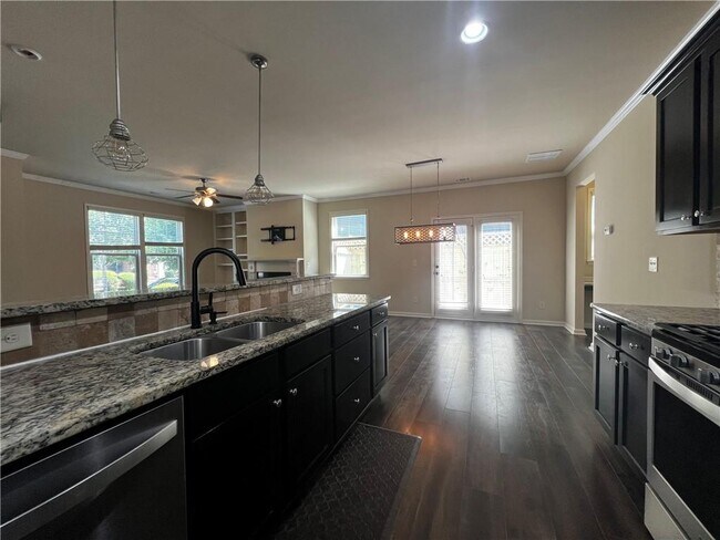 Photo - 750 Village Field Ct NW