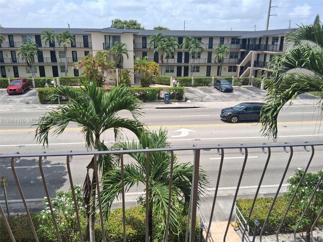 Photo - 6200 W Flagler St Unit 305