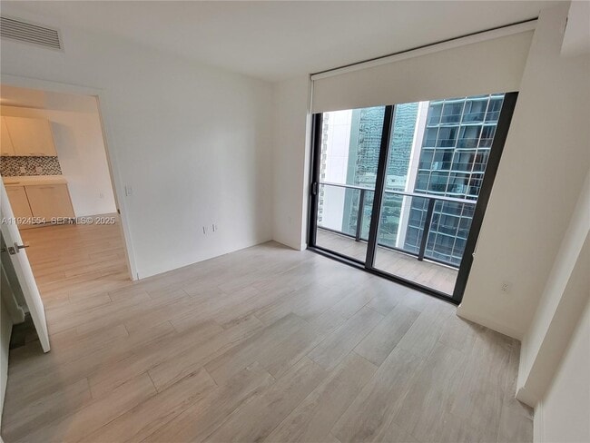 Photo - 55 SW 9th St Unit 1807