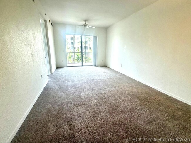 Photo - 3600 Oaks Clubhouse Dr Unit 309