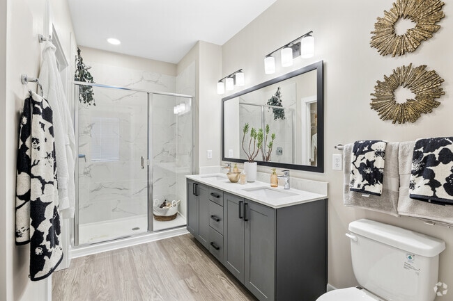 2BR, 2BA - 1,031SF - Primary Bathroom