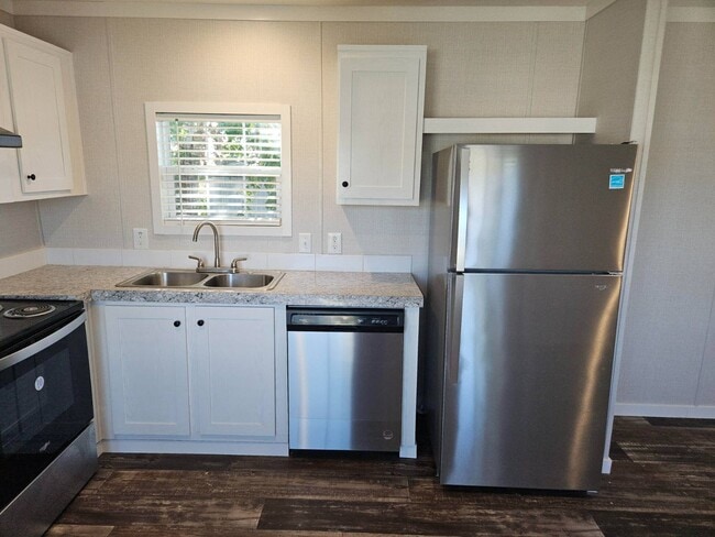 Photo - 14236 Max Hooks Rd