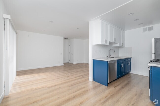 2 habitaciones, 1 baño, 800 pies cuadrados, cocina