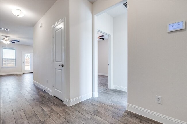 Photo - 10909 Los Alamos Dr