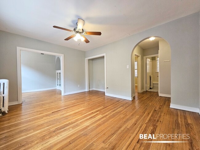 Photo - 542 W Surf St Unit 1