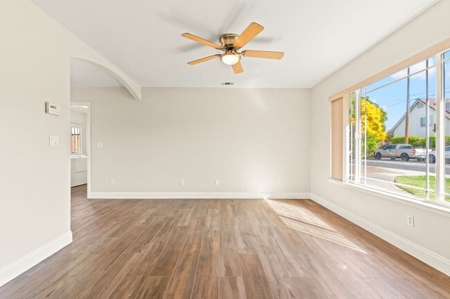 Photo - Beautifully Renovated Hayward Home w/ Spacious Yard & Laundry