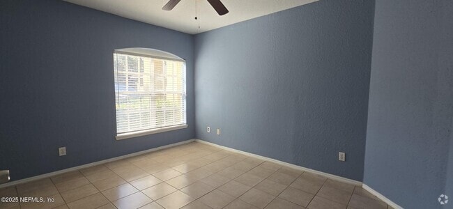 Building Photo - 1701 The Greens Way Unit 815 Rental