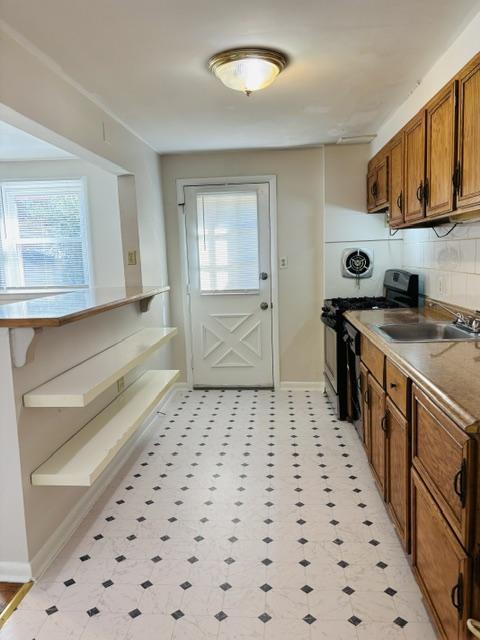 Photo - 928 Circle Dr