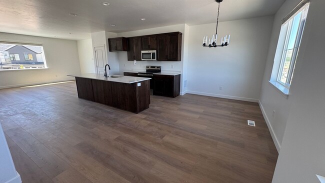Photo - Brand new 3 Bedroom 3 Bath in Payson!