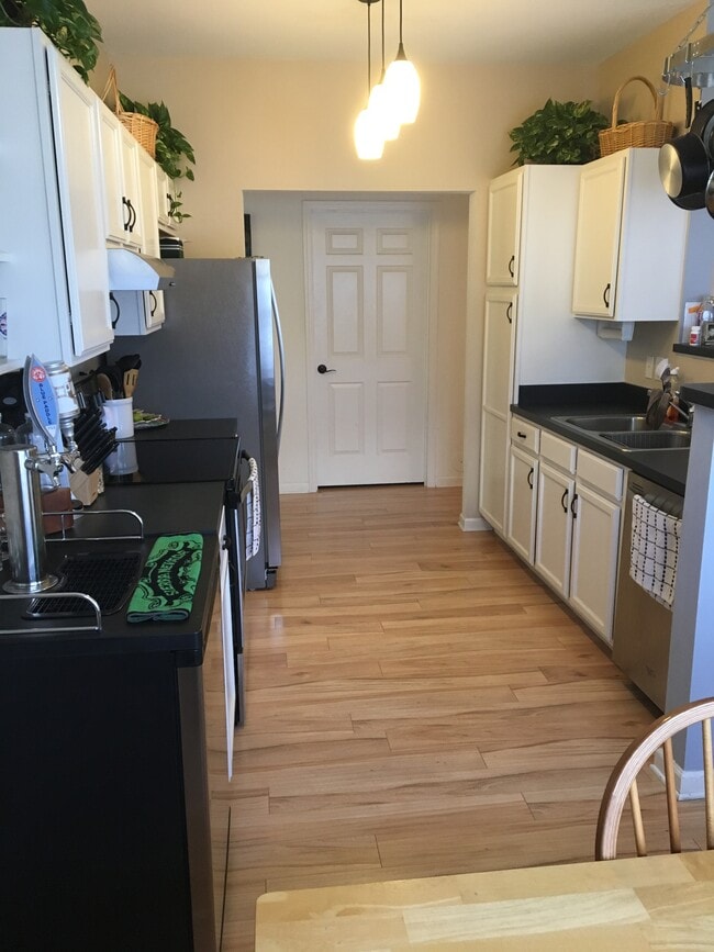 Photo - 64 Clingman Ave Unit 105