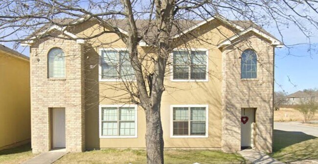 Photo - 10503 Hunters Pond