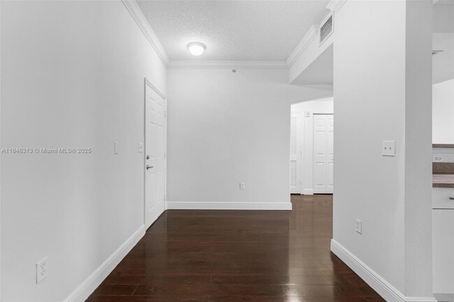 Photo - 533 NE 3rd Ave Unit 318