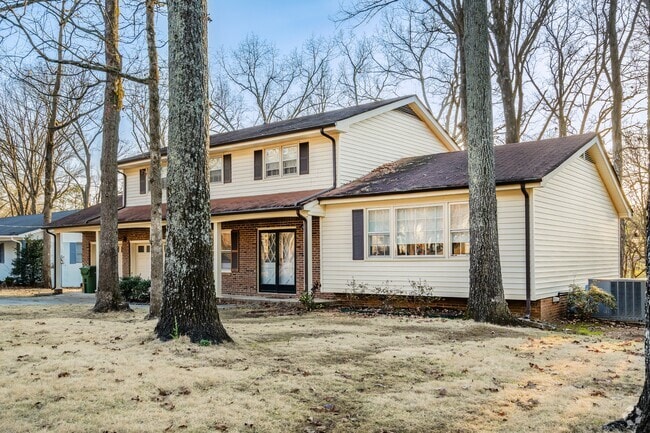 Building Photo - 12225 Chicamauga Trail SE Rental