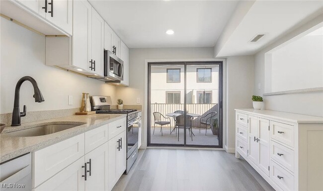 Photo - 26651 Lake of the Falls Blvd Unit 26651