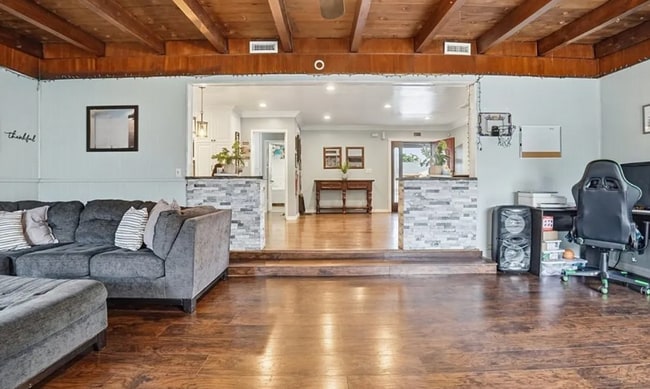 Photo - 11423 Fredson St