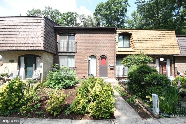 Photo - 8147 Inverness Ridge Rd