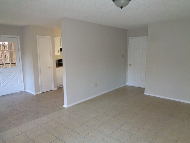 Photo - 5164 Woody Dr