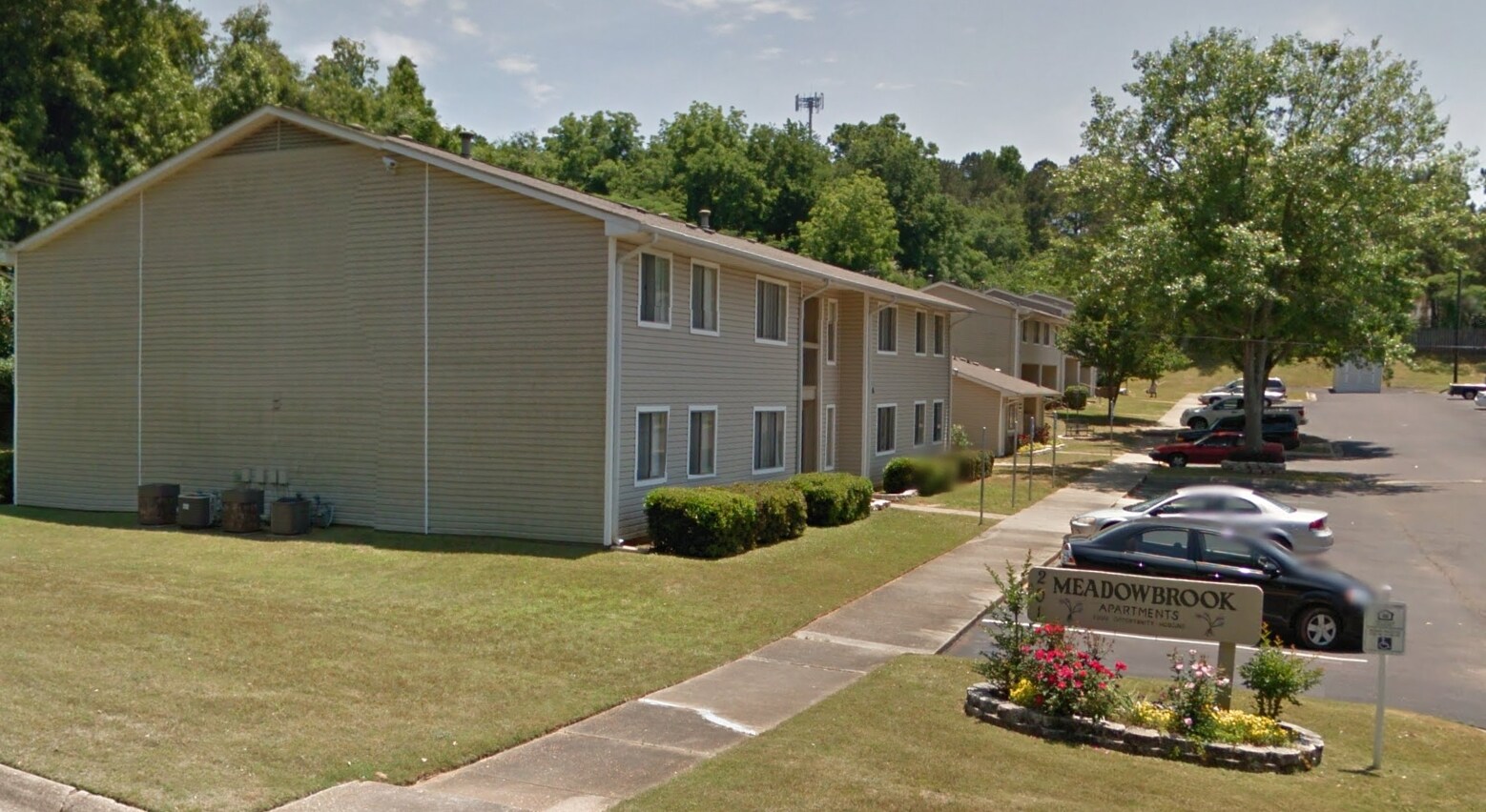 Meadowbrook Apartments - Meadowbrook Apartments