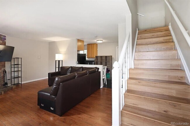 2700 S Holly St Unit 208