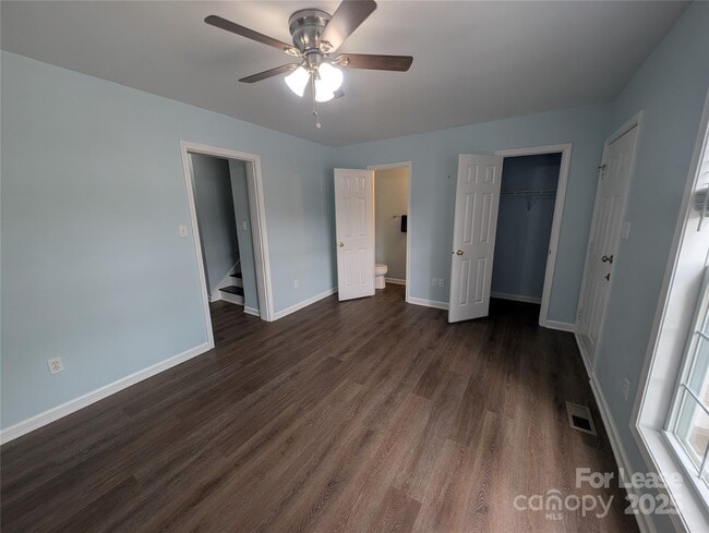 Photo - 1505 Flintwood Dr