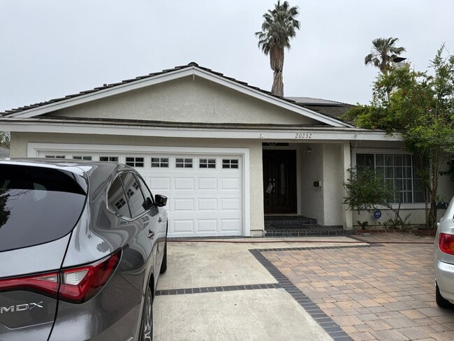 Photo - 20232 Lorne St Casa