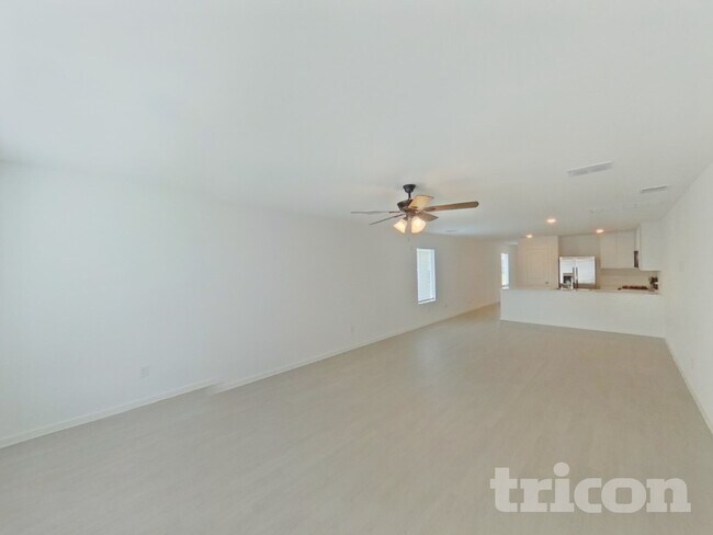 Photo - 803 Ponderosa Ln