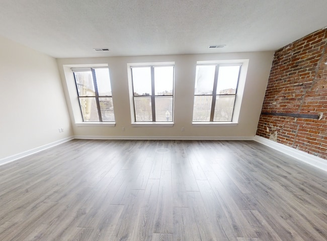 Building Photo - 1080 Boylston St Unit 1085-101