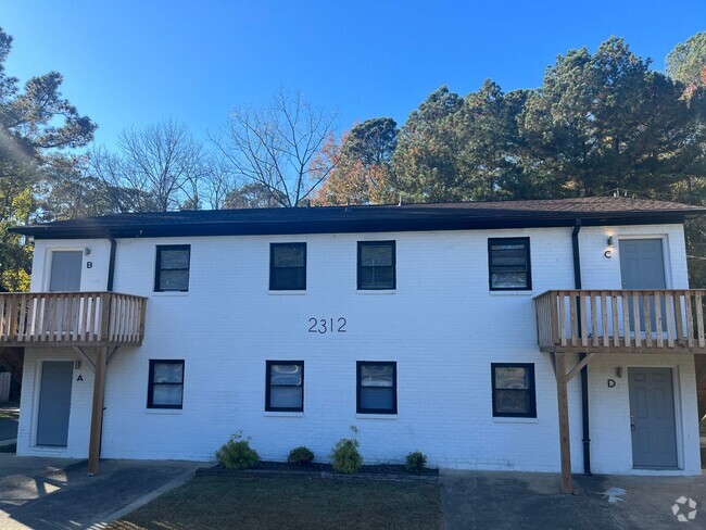 Building Photo - 2312 S Roxboro St Unit A Rental