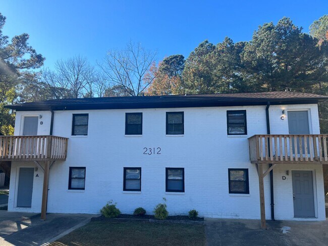 Photo - 2312 S Roxboro St Apartment Unit A