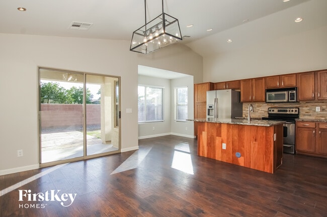 Photo - 15137 W Bola Dr