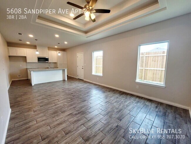5608 Sandpiper Ave