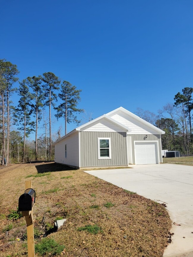 Photo - 1715 Ward Cir House