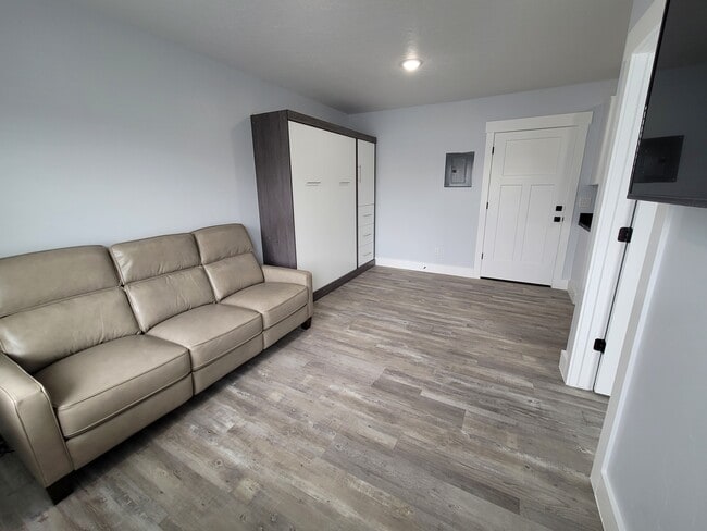 Photo - Chicane Apartments at the Riverwalk