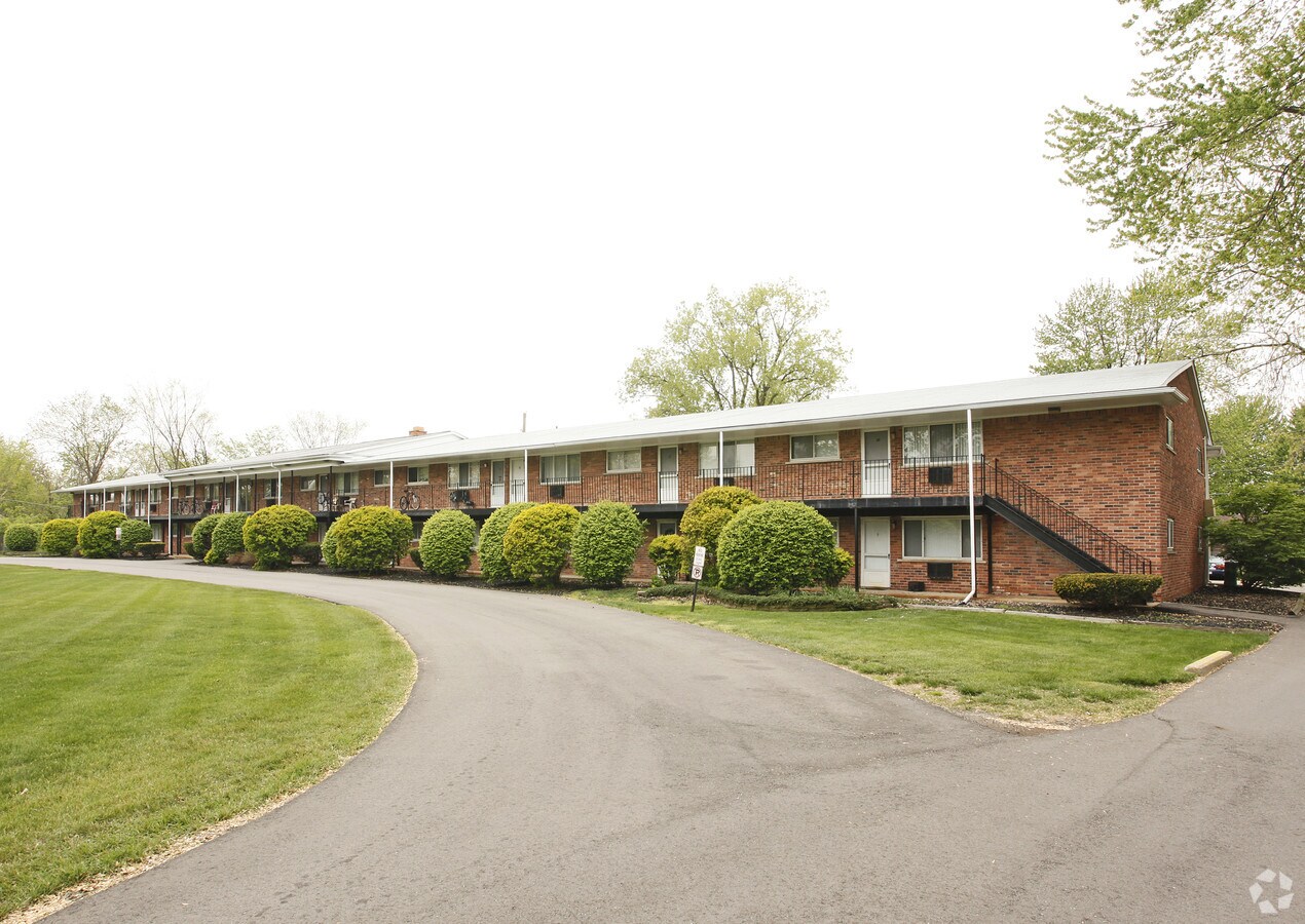 Newburgh Colonial Apartments - Newburgh Colonial Apartments
