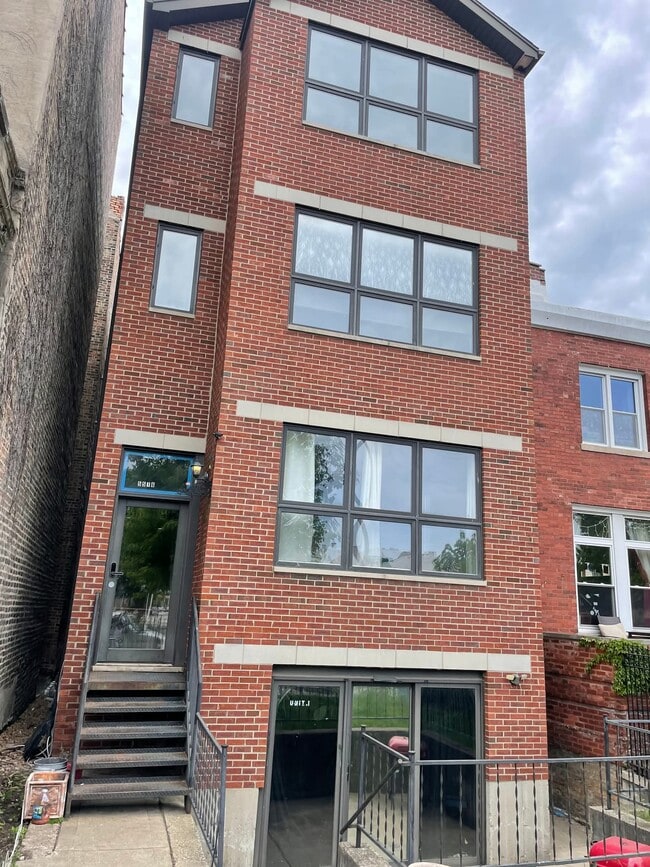 Photo - 5516 S Indiana Ave Condo Unit 4