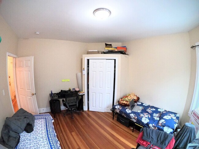 Images are representative samples of the advertised unit. Actual units shown during tours may differ - 90 Fisher Ave Unit 3