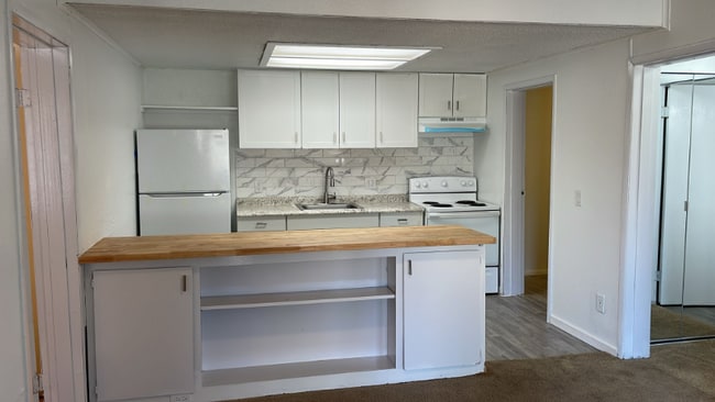 Photo - 33305 Ryan Dr Apartment Unit 107