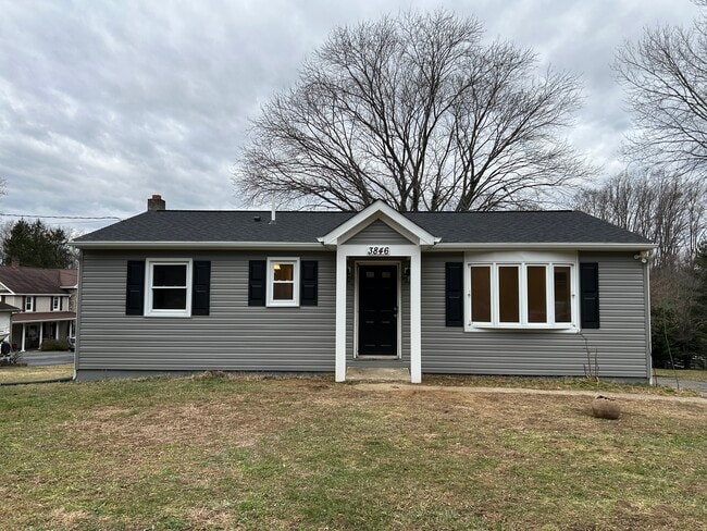 Building Photo - 3846 Muddy Creek Rd